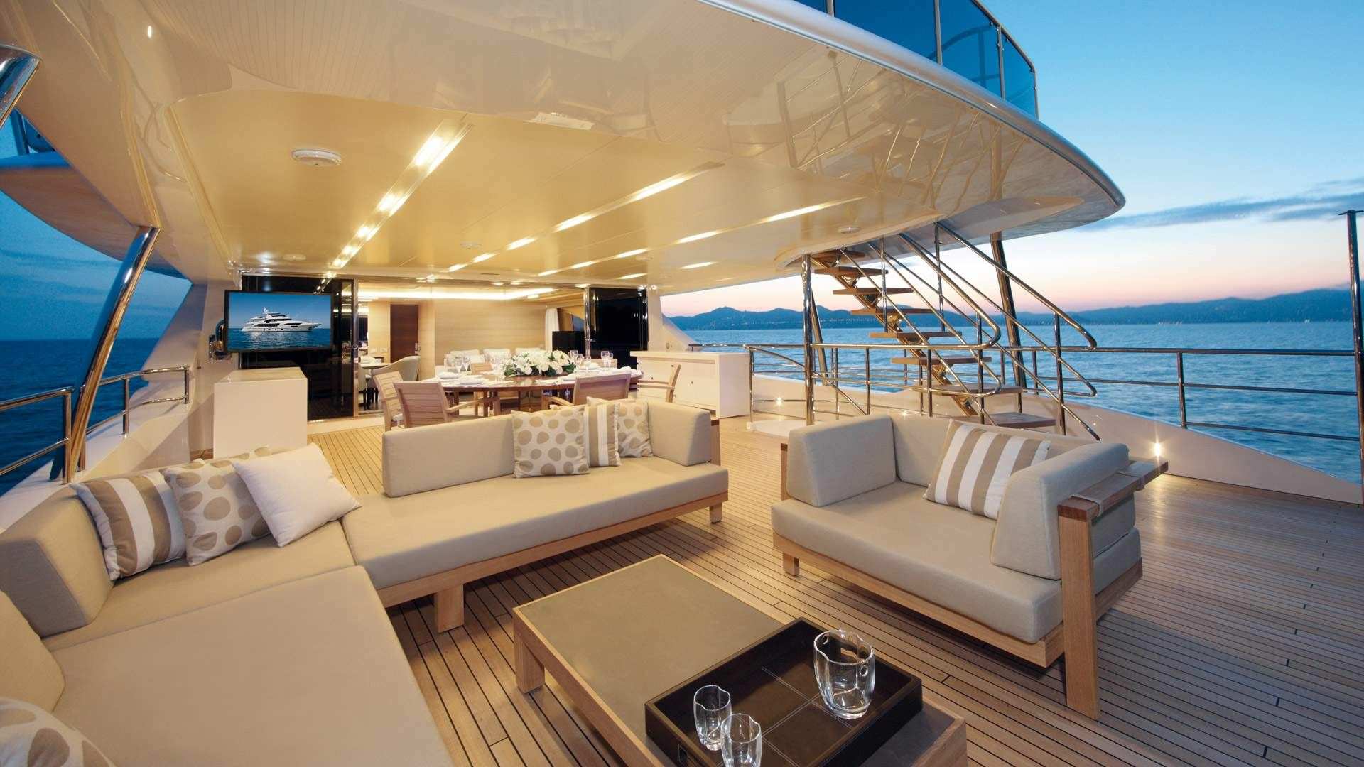 IoT Mobile App for Smart Buildings and Yachts Management