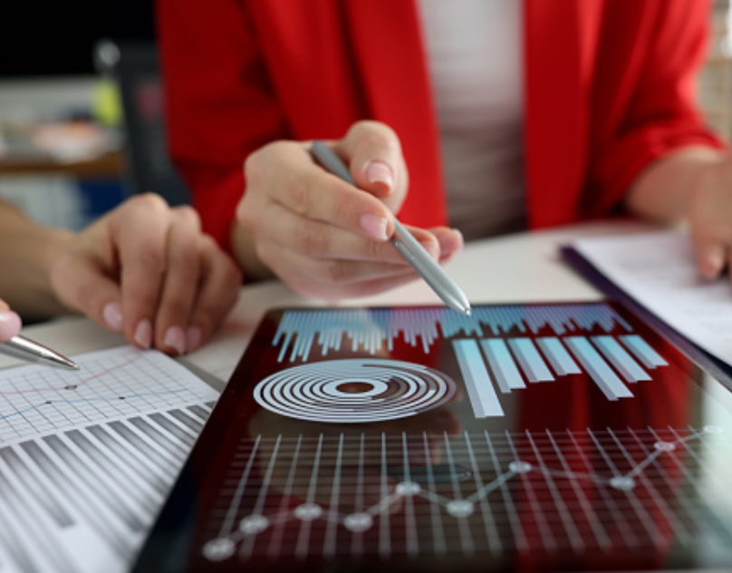 MIS report & accounting in Dubai, uae