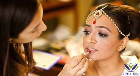 Makeup Services at Home 
